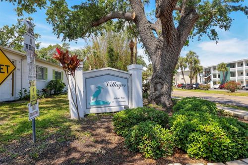 6047 Arlene Way, BRADENTON, FL, 34207-4520 | Card Image