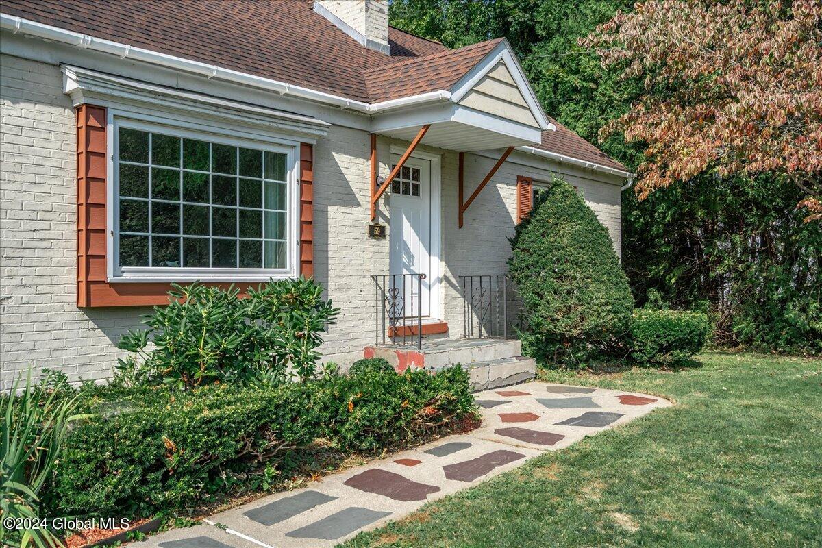 Goode St, Burnt Hills, NY 12027