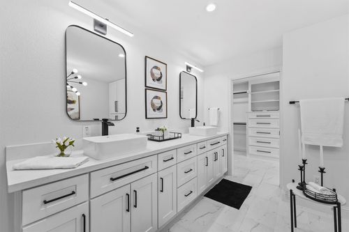 29 N Havenridge Dr, The Woodlands, TX, 77381-2612 | Card Image