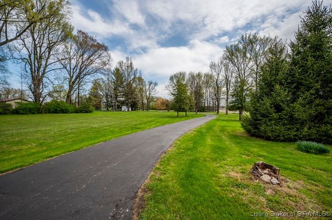 730 S Gardner St, Home with 3 bedrooms, 2 bathrooms and null parking in Scottsburg IN | Image 37