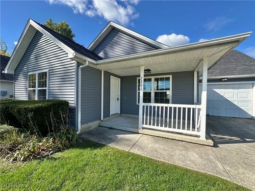 2201 Anthony Ave, Ashtabula, OH, 44004-9715 | Card Image