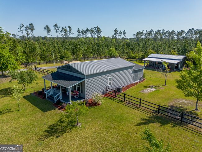 3636 Echols St, House other with 2 bedrooms, 1 bathrooms and null parking in Patterson GA | Image 5