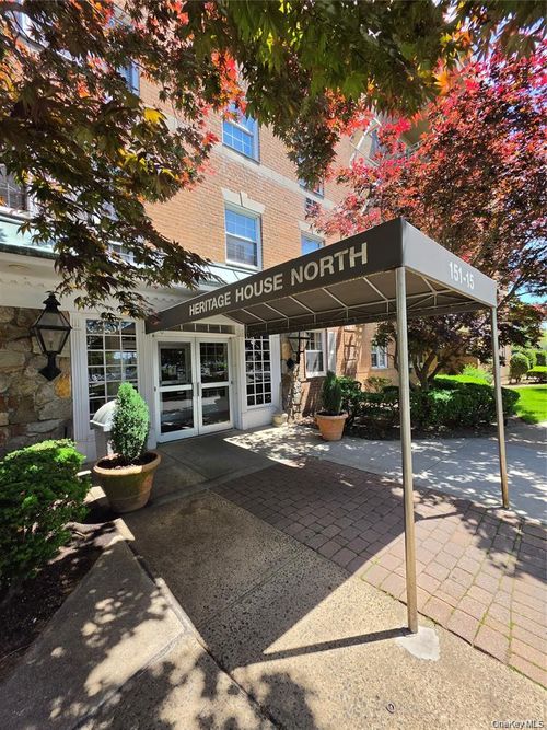 1n-151-15 84th St, Howard Beach, NY, 11414-1805 | Card Image