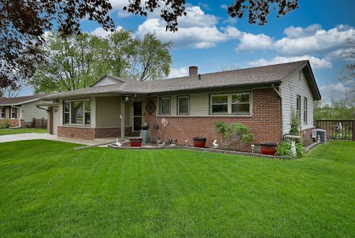 799 Brantwood Ave, Elk Grove Village, IL, 60007-3618 | Card Image