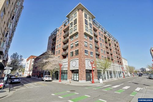 411 Nw Flanders St, Portland, OR, 97209-3852 | Card Image