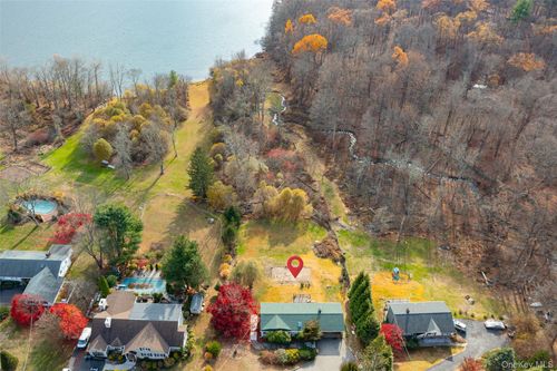 21 N Gate Rd, Carmel, NY, 10512-2216 | Card Image