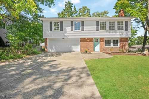 4203 Regal Ave, Brunswick, OH, 44212-2972 | Card Image