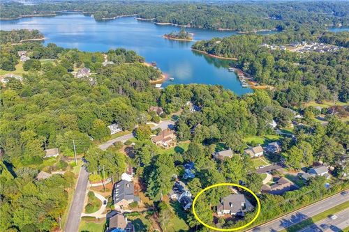 2859 Village Ct, Gainesville, GA, 30506-1635 | Card Image