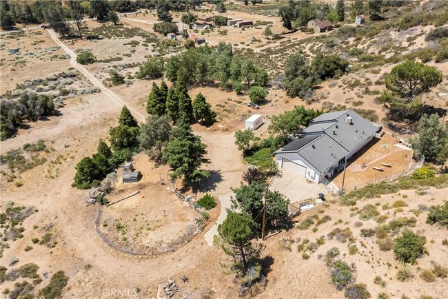26865 Elizabeth Lake Rd, House other with 2 bedrooms, 2 bathrooms and 2 parking in Lake Hughes CA | Image 72