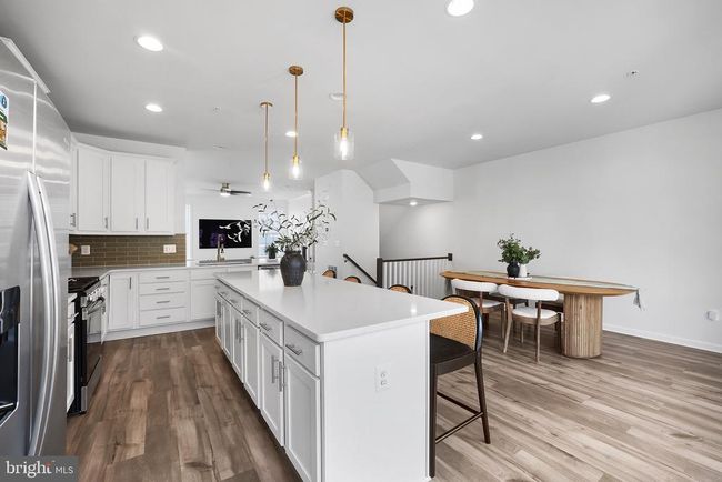 1025 Overlook Way, Townhouse with 4 bedrooms, 4 bathrooms and null parking in LAUREL MD | Image 6