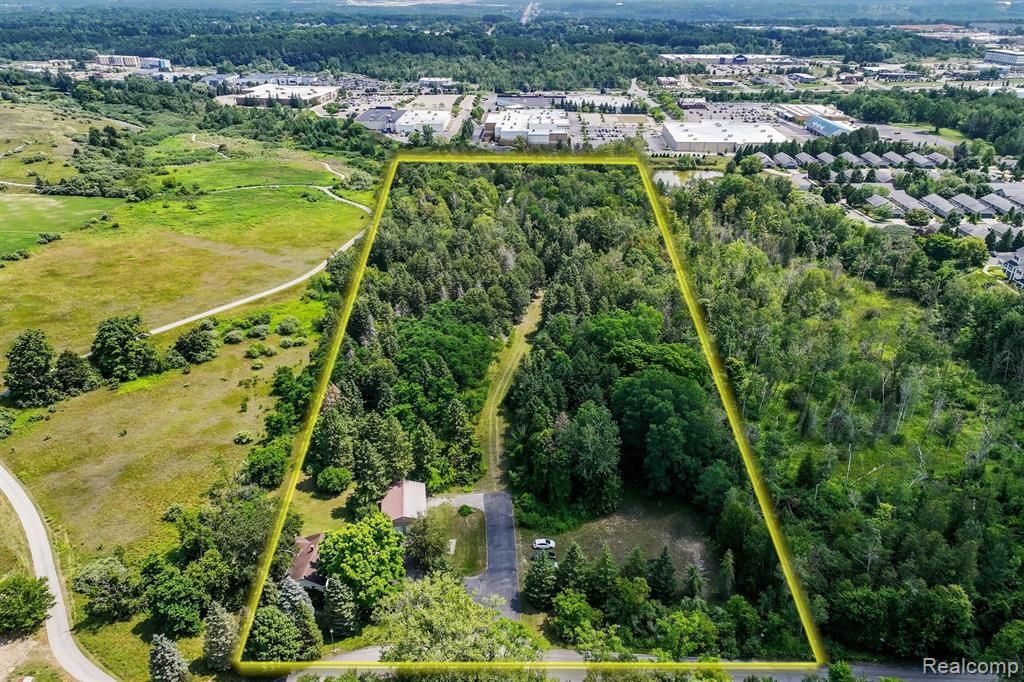 Creekside Dr, Traverse City, MI 49684