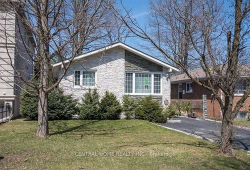 222 Dunview Ave, North York, ON, M2N4J1 | Card Image
