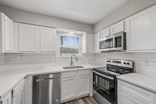 24-500 N Henry Hynds Expy, Van Alstyne, TX, 75495 | Card Image