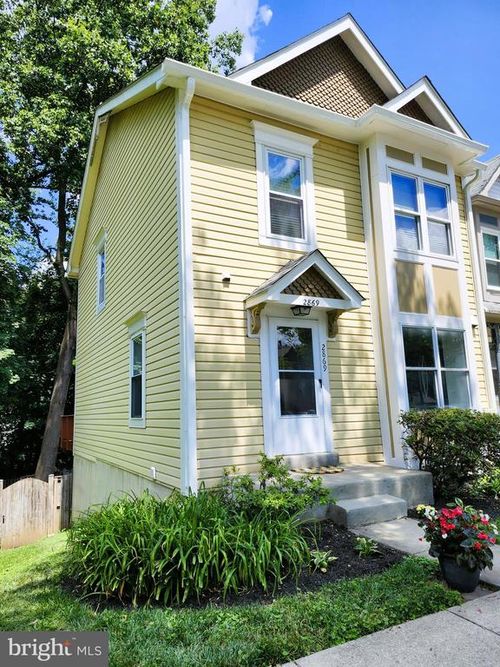 2869 Schoolhouse Cir, SILVER SPRING, MD, 20902-2555 | Card Image