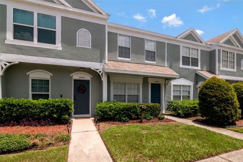2439 Lake Woodberry Cir, BRANDON, FL, 33510-2712 | Card Image
