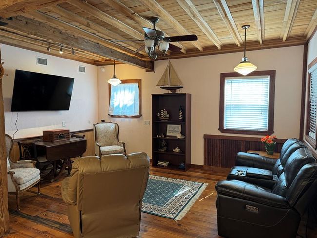 1715 Cedar St Ne, House other with 2 bedrooms, 2 bathrooms and null parking in Steinhatchee FL | Image 14