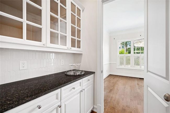 5139 Peachtree Rd, Townhouse with 3 bedrooms, 4 bathrooms and 2 parking in Chamblee GA | Image 11