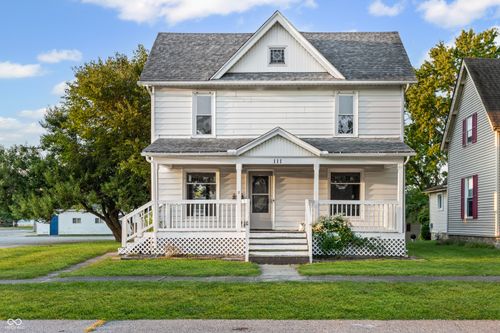 111 E Graham St, Kentland, IN, 47951 | Card Image