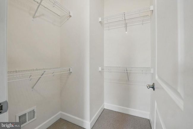 9870 Buchanan Loop, Townhouse with 4 bedrooms, 4 bathrooms and null parking in MANASSAS VA | Image 25