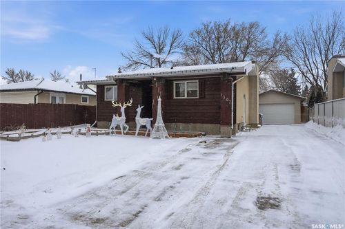 street-1307 Brown St, Regina, SK, S4N5C7 | Card Image