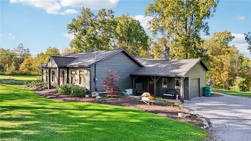 557 Wilson Mill Rd, New Wilmington, PA, 16142-3831 | Card Image