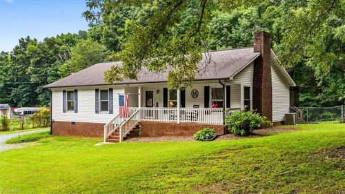 5648 Riverside Acres Ct, Trinity, NC, 27370-7129 | Card Image