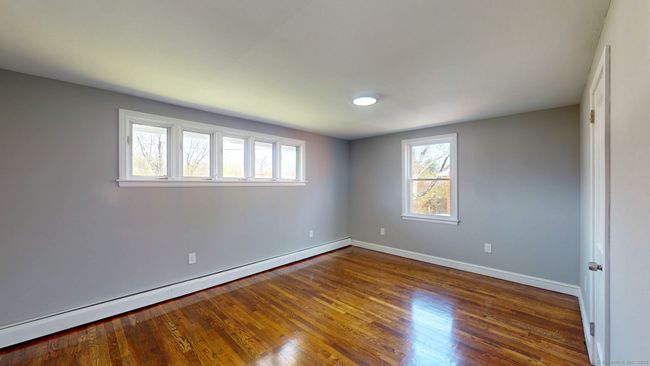 8 Batt St, House other with 5 bedrooms, 2 bathrooms and null parking in Middletown CT | Image 13