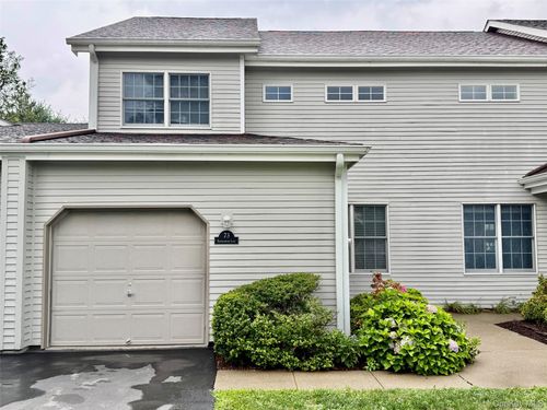 73 Sandalwood Ln, Rhinebeck, NY, 12572-2083 | Card Image