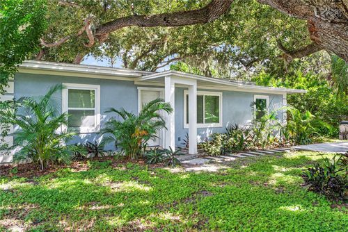 1112 Sunset Ave, Nokomis, FL, 34275-5203 | Card Image