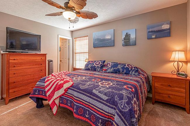 240 Coco Loop, House other with 2 bedrooms, 2 bathrooms and 2 parking in Pointblank TX | Image 16