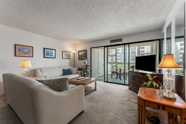 APT-403 - 851 Bayway Blvd, Condo with 2 bedrooms, 2 bathrooms and null parking in CLEARWATER BEACH FL | Image 43