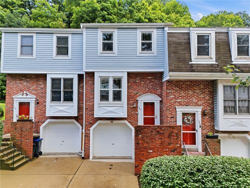 141 Spruce Ct, Pittsburgh, PA, 15229-2135 | Card Image