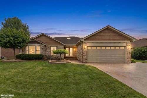 15444 Windsong Drive, Macomb Township, MI, 48044 | Card Image