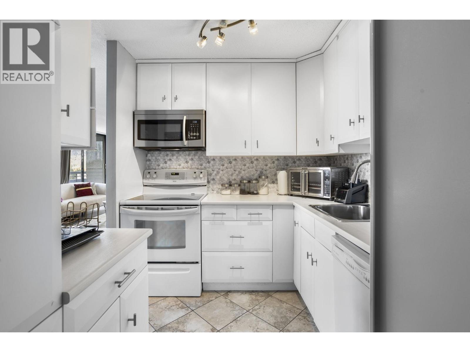 Residential in Burnaby 3