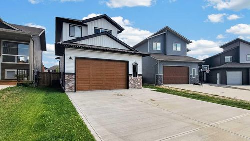 10605 114a St, Grande Prairie, AB, T8V6L7 | Card Image