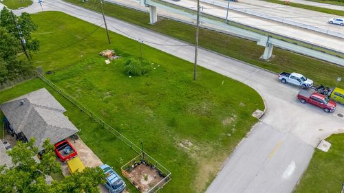 810 Benmar Dr, Houston, TX, 77032-1602 | Card Image