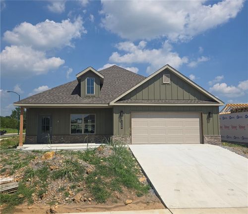 2309 N Presley St, Siloam Springs, AR, 72761 | Card Image