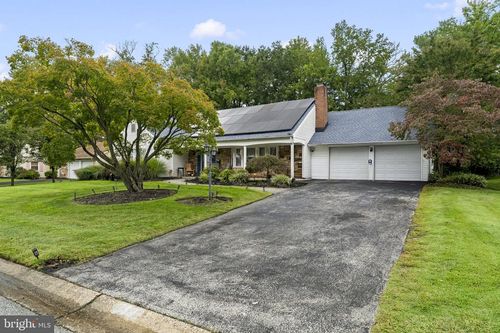 43 Tiffany Ln, Willingboro, NJ, 08046-3819 | Card Image