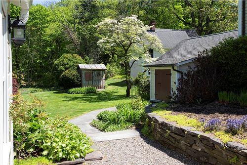 8 Orchard Dr, Rhinecliff, NY, 12574-7012 | Card Image
