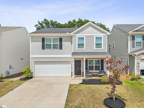 124 Braxton Dr, Moore, SC, 29369-7100 | Card Image
