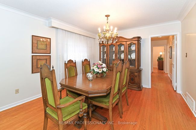 11 Pegasus Trail, House other with 3 bedrooms, 2 bathrooms and 1 parking in Scarborough ON | Image 10