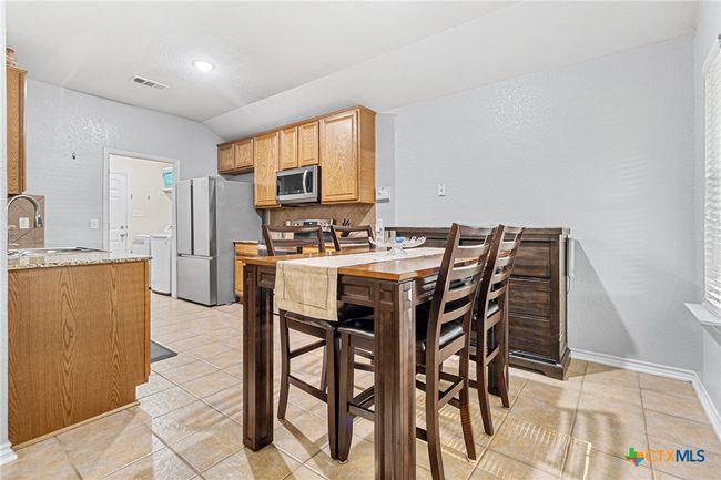 36 Golden Poppy Loop, House other with 3 bedrooms, 2 bathrooms and null parking in Belton TX | Image 7