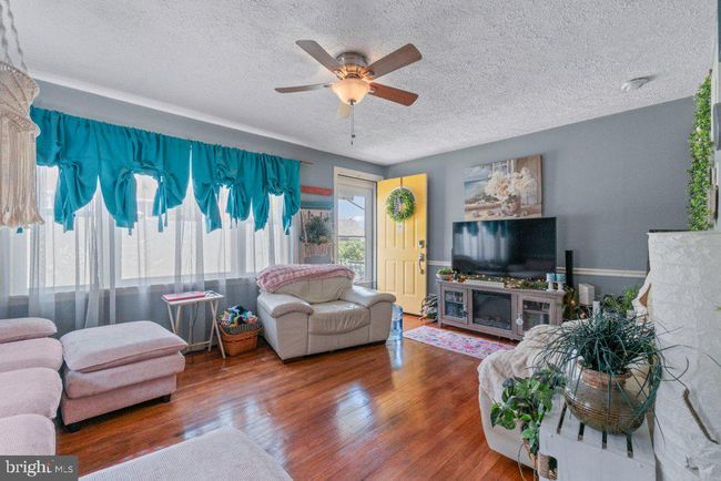 4433 Forest View Ave, House other with 3 bedrooms, 2 bathrooms and null parking in BALTIMORE MD | Image 6