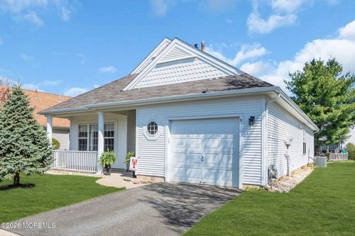 5 Florence Dr, Manchester, NJ, 08759-6083 | Card Image