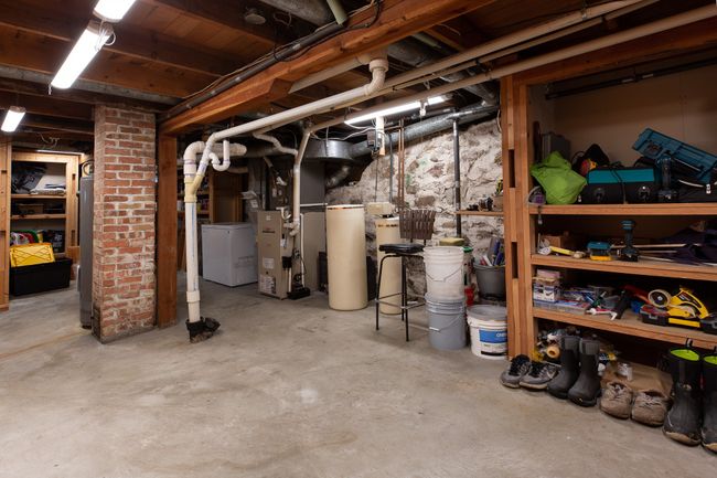 925 W Spruce St, House other with 3 bedrooms, 2 bathrooms and null parking in Missoula MT | Image 57