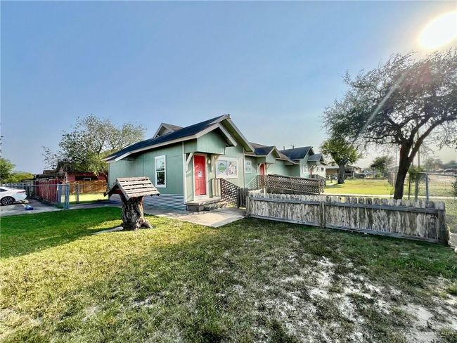 512 W 10 Th St, Home with 0 bedrooms, 0 bathrooms and 6 parking in Mercedes TX | Image 5