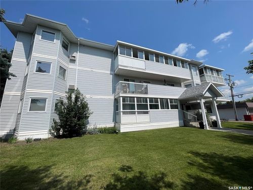 11-119 4th Ave W, Kindersley, SK, S0L1S0 | Card Image