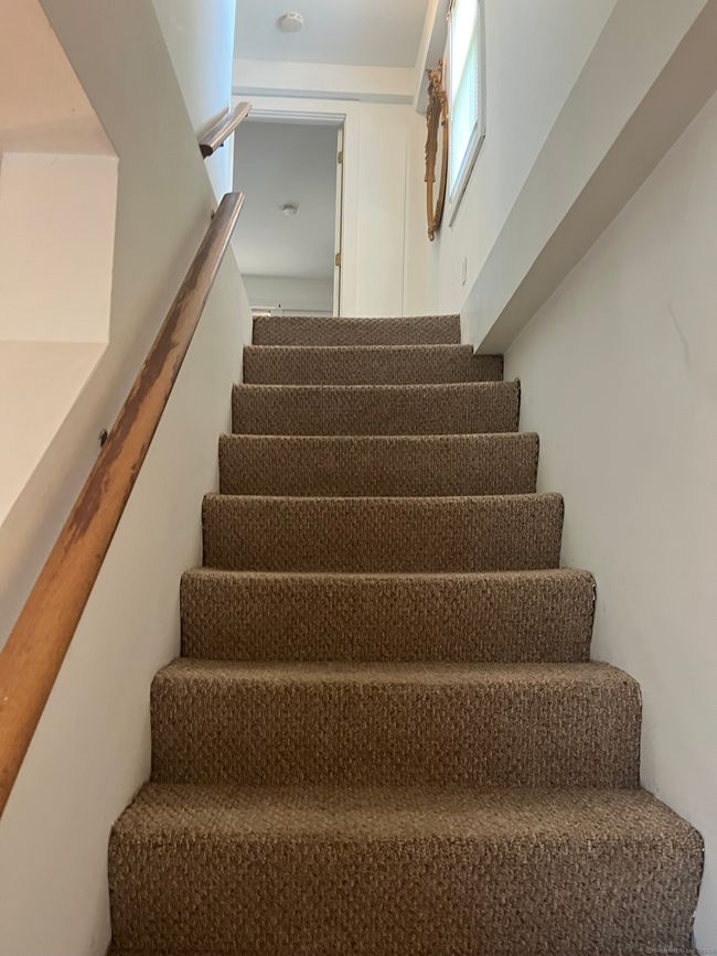 7091 Main St, House other with 4 bedrooms, 1 bathrooms and null parking in Trumbull CT | Image 12