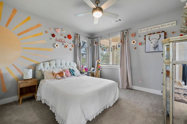 Upstairs bedroom 3 | Image 22