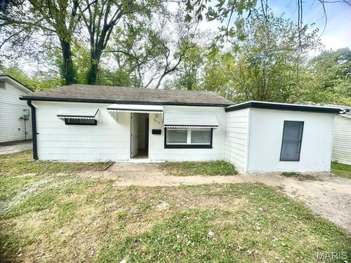 10117 Duke Dr, Saint Louis, MO, 63136-5528 | Card Image